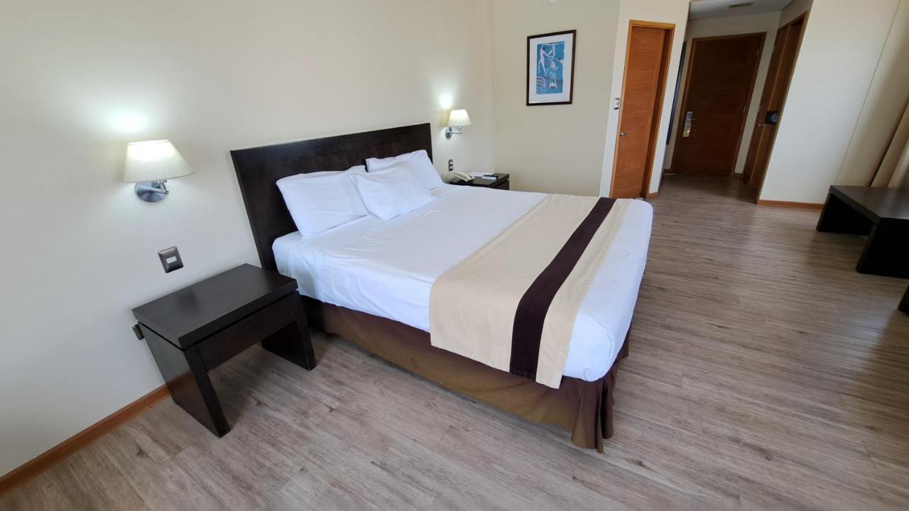 Hotel Diego De Almagro อารีกา ภายนอก รูปภาพ