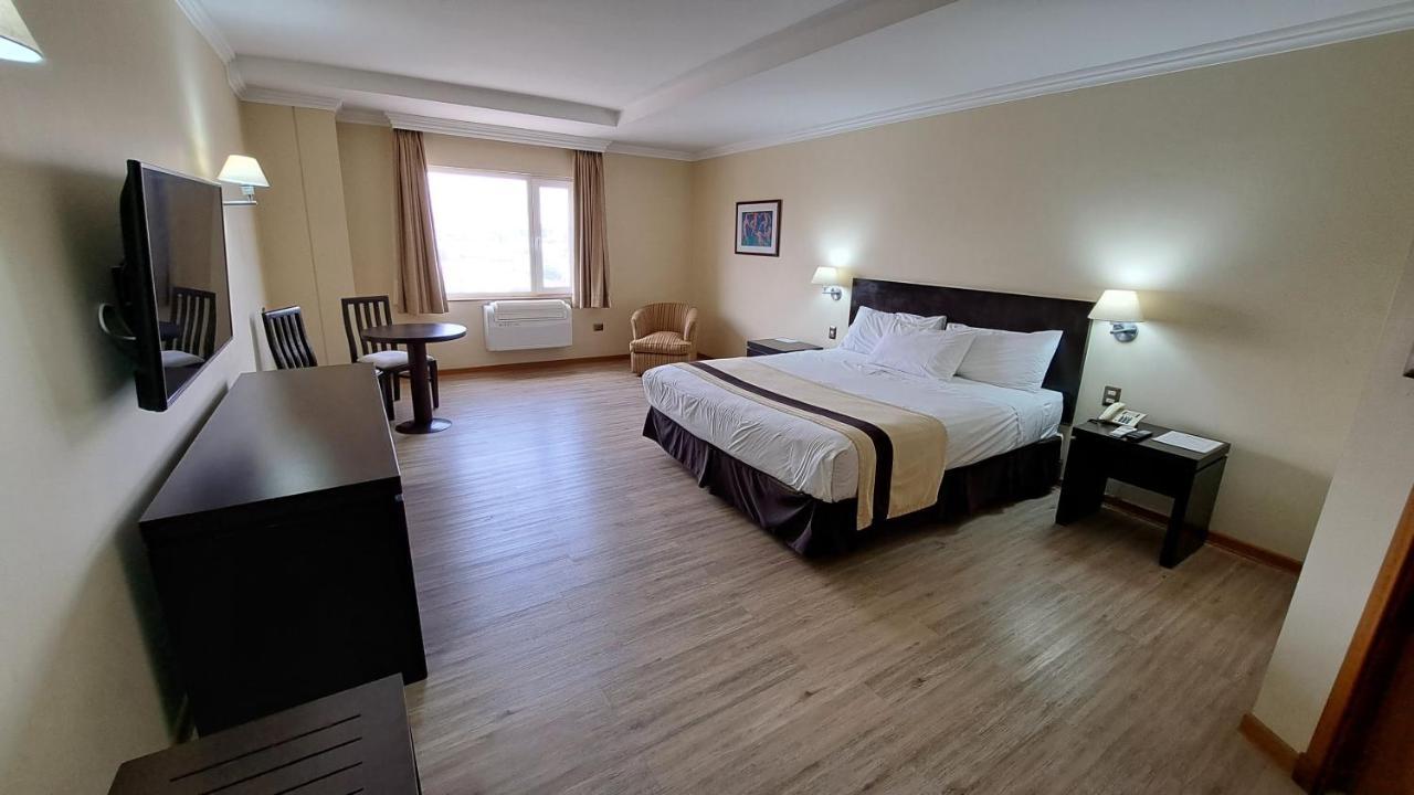 Hotel Diego De Almagro อารีกา ภายนอก รูปภาพ