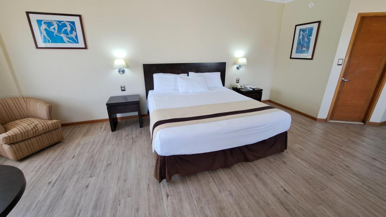 Hotel Diego De Almagro อารีกา ภายนอก รูปภาพ