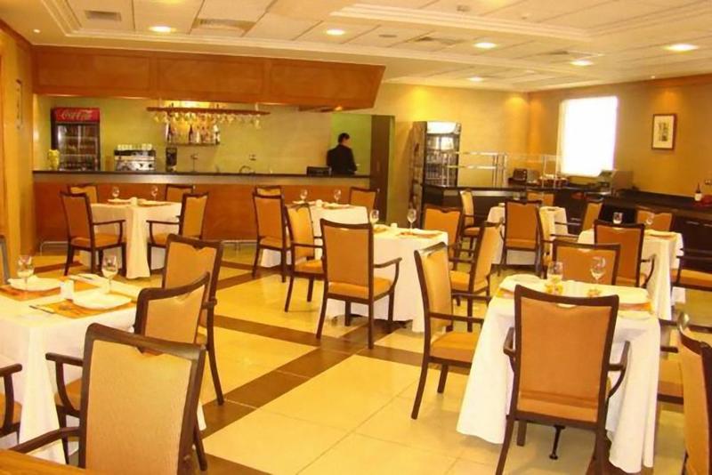 Hotel Diego De Almagro อารีกา ภายนอก รูปภาพ