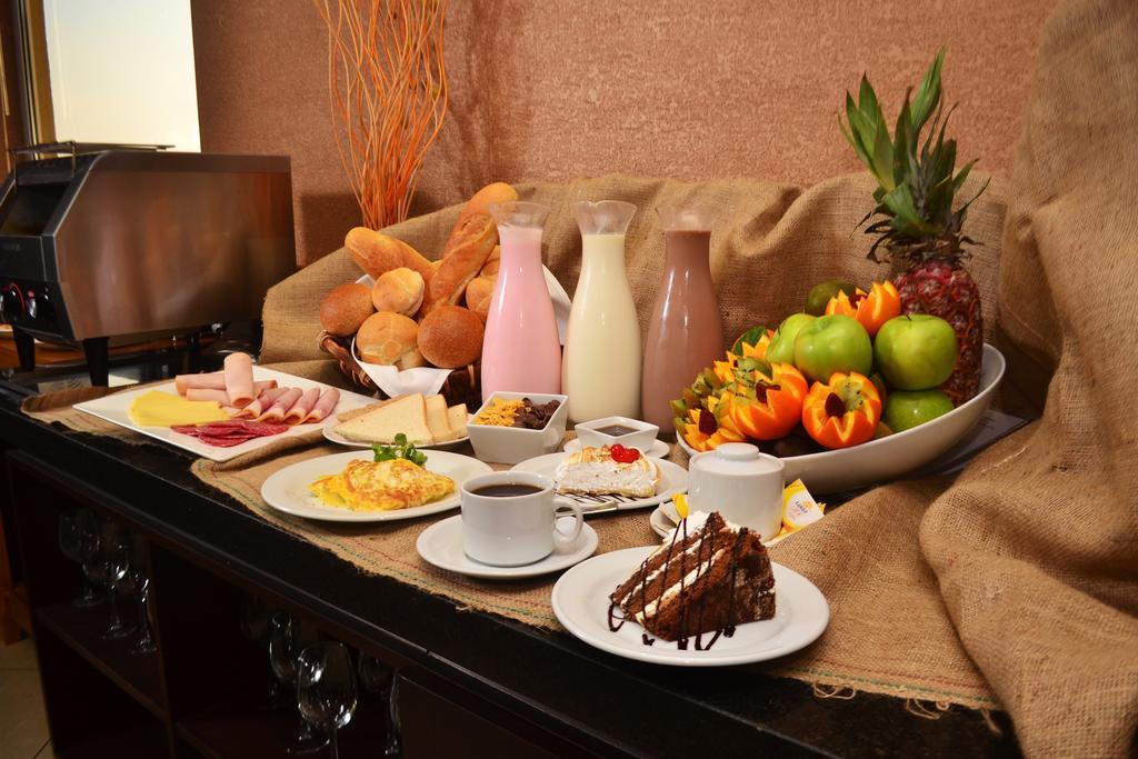 Hotel Diego De Almagro อารีกา ภายนอก รูปภาพ